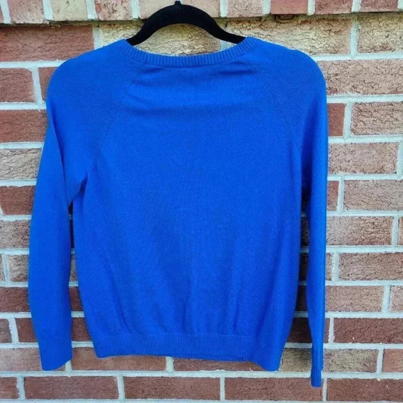 Talbots Lightweight Sweater Women's Size Petite Small Blue Button Accents - Picture 2 of 6
